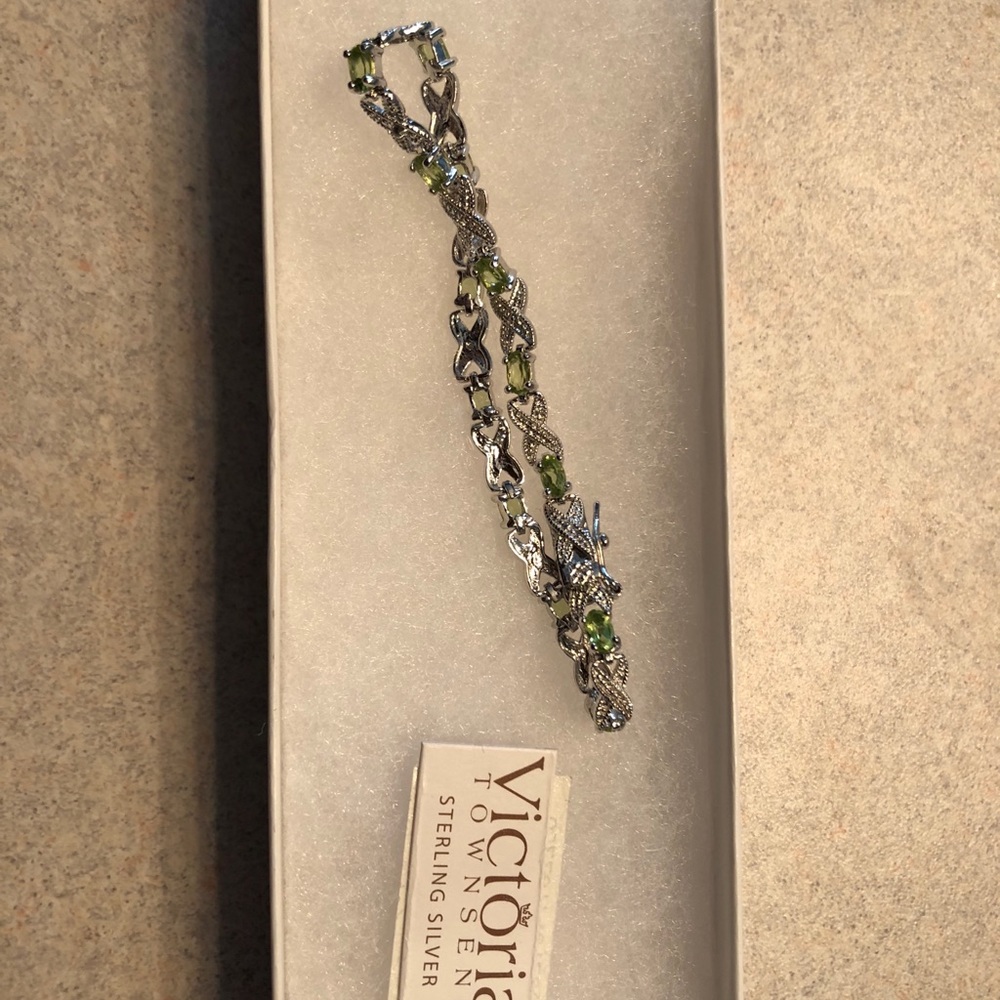 Victoria Townsend Peridot Bracelet
